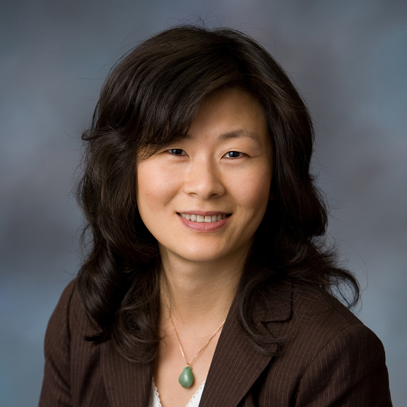 Headshot of Lisa Tran, Vice President at Willamette Management Associates